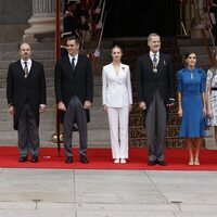 Los Reyes Felipe y Letizia, la Princesa Leonor, la Infanta Sofía y Pedro Sánchez en el Congreso