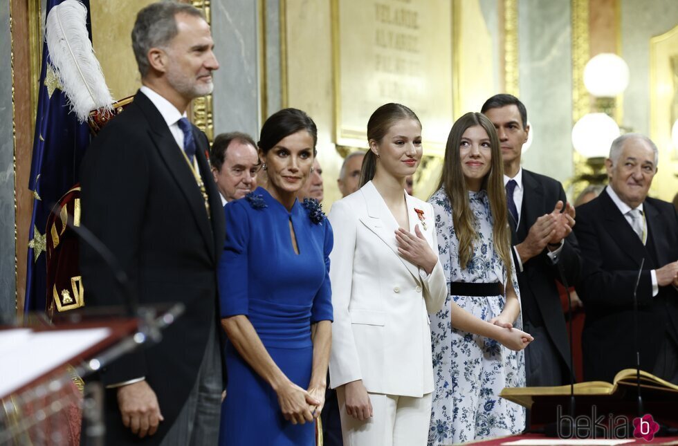 La Familia Real en la Jura de la Constitución de la Princesa Leonor