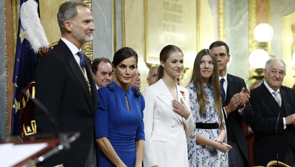 La Familia Real en la Jura de la Constitución de la Princesa Leonor