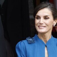 La Reina Letizia, sonriente en la Jura de la Constitución de la Princesa Leonor