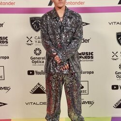 Abraham Mateo en la alfombra roja de Los 40 Music Awards 2023