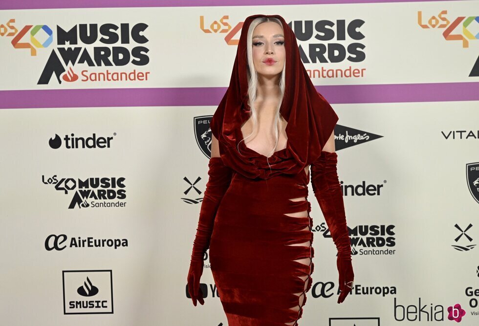 Lola Índigo en la alfombra roja de Los 40 Music Awards 2023