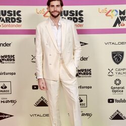 Álvaro Soler en la alfombra roja de Los 40 Music Awards 2023