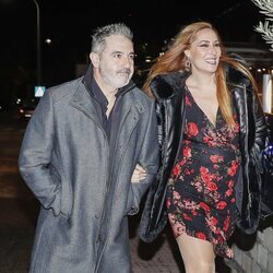 Rosario Mohedano y su marido Andrés llegando a un evento familiar