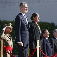 Los Reyes Felipe y Letizia en su despedida en España por su Visita de Estado a Dinamarca