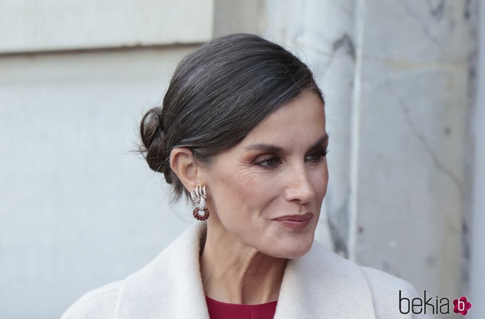 La Reina Letizia con unos pendientes de rubís y diamantes de la Reina Sofía en su Visita de Estado a Dinamarca