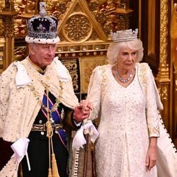 Los Reyes Carlos y Camilla en su primera Apertura del Parlamento como Reyes