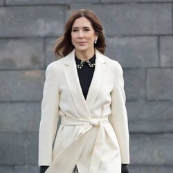 Mary de Dinamarca en el homenaje a los caídos en la Visita de Estado de los Reyes Felipe y Letizia a Dinamarca