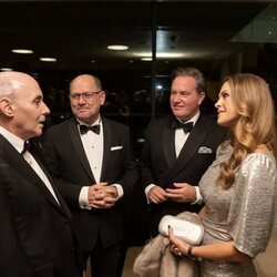 Magdalena de Suecia y Chris O'Neill hablan con Drew Weissman, Premio Nobel de Medicina 2023