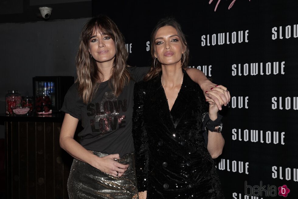 Isabel Jiménez y Sara Carbonero presentan una nueva colección de su marca Slow Love