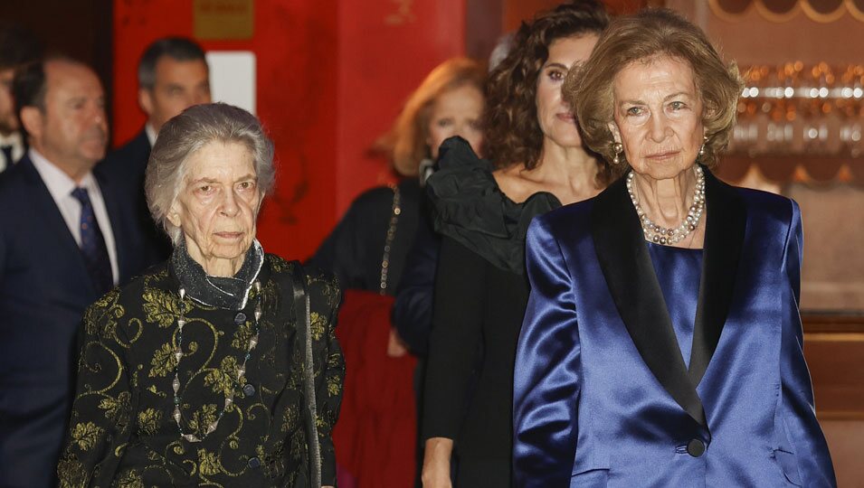 La Reina Sofía e Irene de Grecia en el Premio BMW de Pintura y concierto a beneficio de Mundo en Armonía