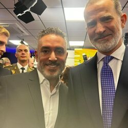 Kiko Hernández con el Rey Felipe VI