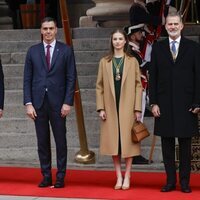 Los Reyes Felipe y Letizia y la Princesa Leonor junto a Pedro Sánchez en la Apertura de la XV Legislatura