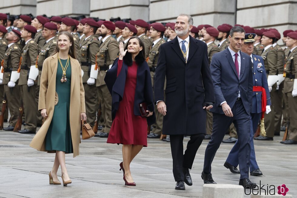 La Princesa Leonor, los Reyes Felipe VI y Letizia y Pedro Sánchez ante el Congreso de los Diputados durante la Apertura de la XV Legislatura