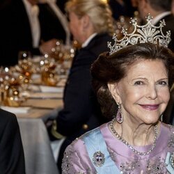 Silvia de Suecia con la Tiara de 9 Puntas de la Reina Sofía en los Premios Nobel 2023