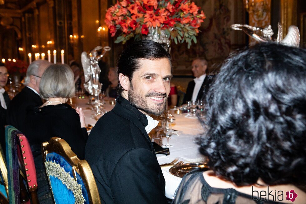 Carlos Felipe de Suecia en la cena a los premiados con el Nobel 2023