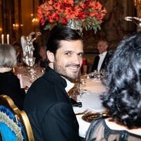 Carlos Felipe de Suecia en la cena a los premiados con el Nobel 2023