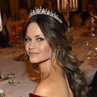 Sofia de Suecia con su tiara nupcial en la cena a los premiados con el Nobel 2023