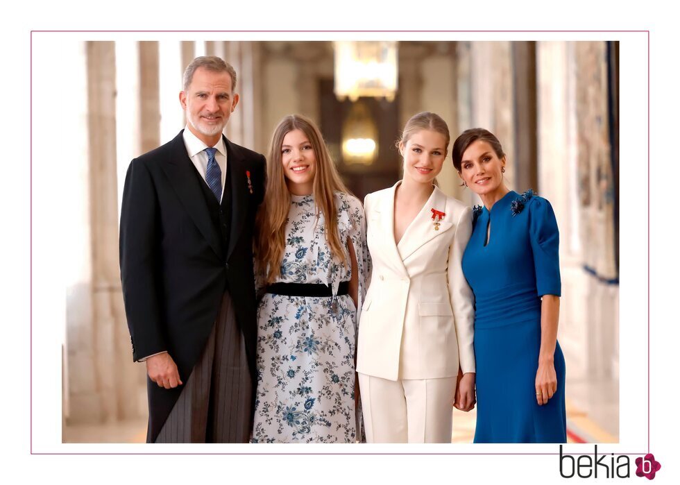 Felicitación navideña 2023 de los Reyes Felipe y Letizia, la Princesa Leonor y la Infanta Sofía