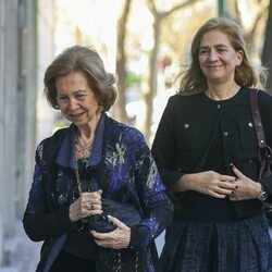 La Reina Sofía y la Infanta Cristina en la celebración del 60 cumpleaños de la Infanta Elena