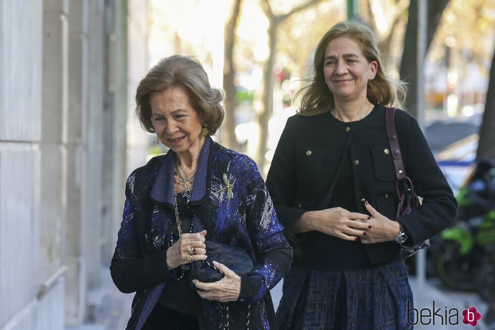 La Reina Sofía y la Infanta Cristina en la celebración del 60 cumpleaños de la Infanta Elena