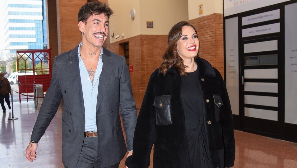 Luitingo y Jessica Bueno juntos tras su desfile en la SIMOF 2024