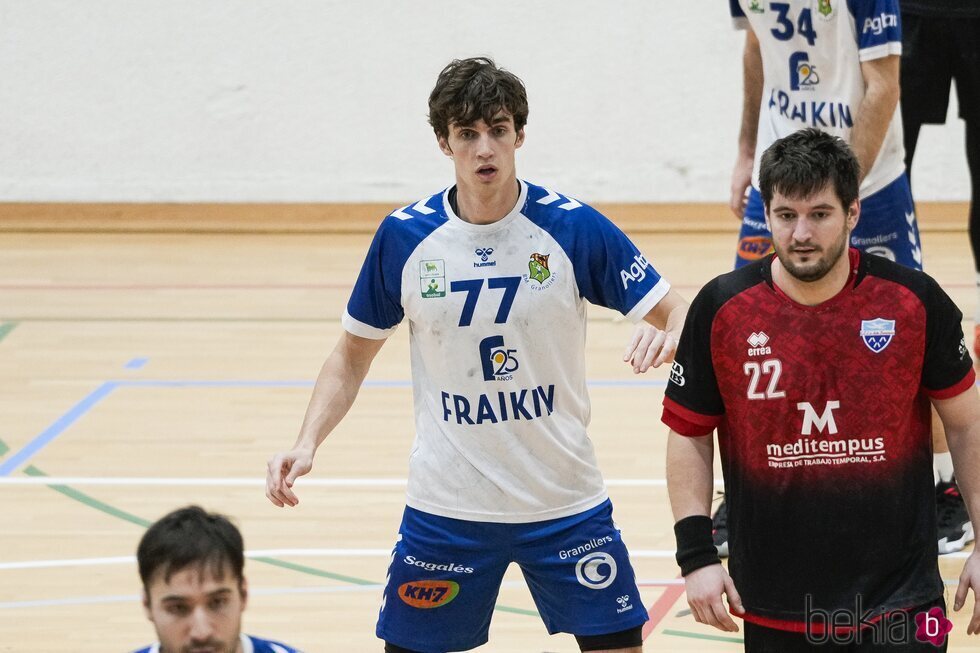 Pablo Urdangarin jugando uno de sus partidos de balonmano