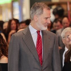 Los Reyes Felipe y Letizia se miran con cariño en FITUR 2024