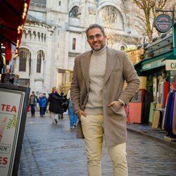 Máximo Huerta, muy sonriente en Montmartre