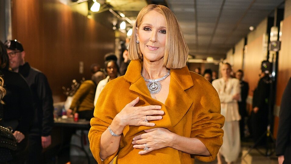 Céline Dion posa de lo más elegante en los Grammy 2024