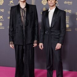 Javier Calvo y Javier Ambrossi, en la alfombra roja de los Premios Goya 2024