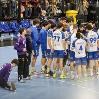 Pablo Urdangarin y su equipo en un partido de balonmano entre Fraiklin BM Granollers y el Helvetia Anaitasuna