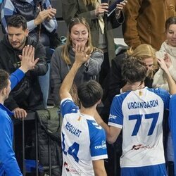 La Infanta Cristina felicita a Pablo Urdangarin tras su victoria ante el Helvetia Anaitasuna