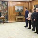 El Rey Felipe VI firma la reforma del artículo 49 de la Constitución Española