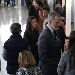 Los Reyes Felipe y Letizia con las víctimas del incendio de Valencia