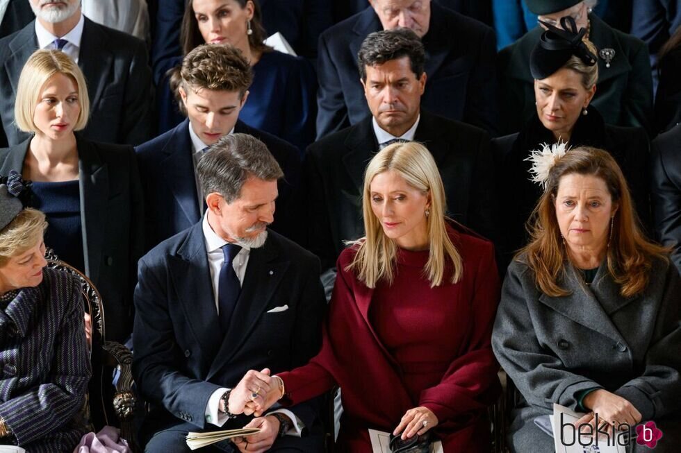 La Familia Real Griega, la Reina Letizia y el Rey Juan Carlos en el homenaje a Constantino de Grecia en Windsor