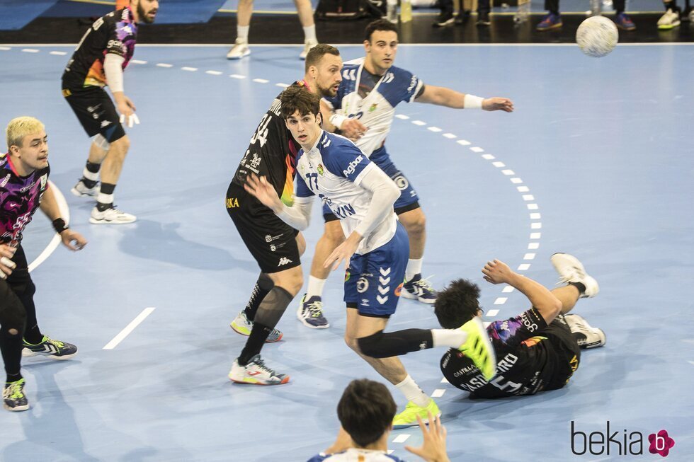 Pablo Urdangarin en su partido de balonmano contra el Ademar