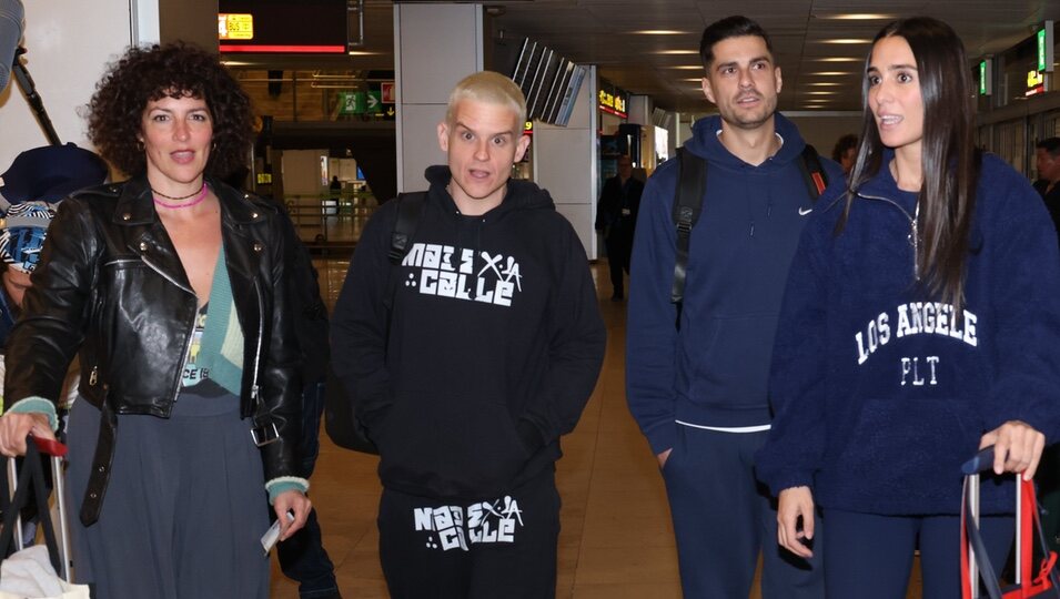 Rocío Madrid, Arkano, Mario González y Claudia Martínez en el aeropuerto rumbo a 'SV 2024'