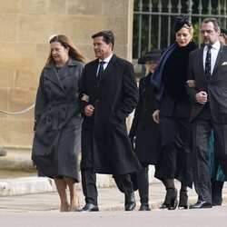 Alexia de Grecia y Carlos Morales, Nicolás y Tatiana de Grecia y James Ogilvy en el homenaje a Constantino de Grecia