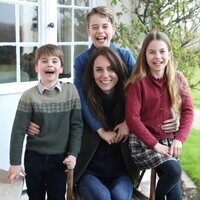 Kate Middleton con sus hijos, George, Charlotte y Louis, por el Día de la Madre 2024