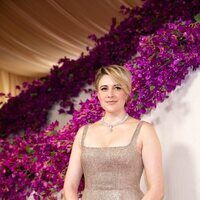 Greta Gerwig en la alfombra roja de los premios Oscar 2024