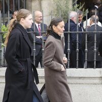 Laura Ponte en el funeral de Fernando Gómez-Acebo