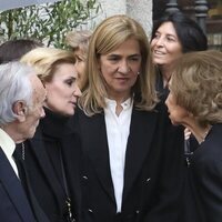 Carlos Zurita, María Zurita, la Infanta Cristina y la Reina Sofía en la misa funeral por Fernando Gómez-Acebo