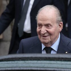 El Rey Juan Carlos tras la celebración de la misa funeral por Fernando Gómez-Acebo