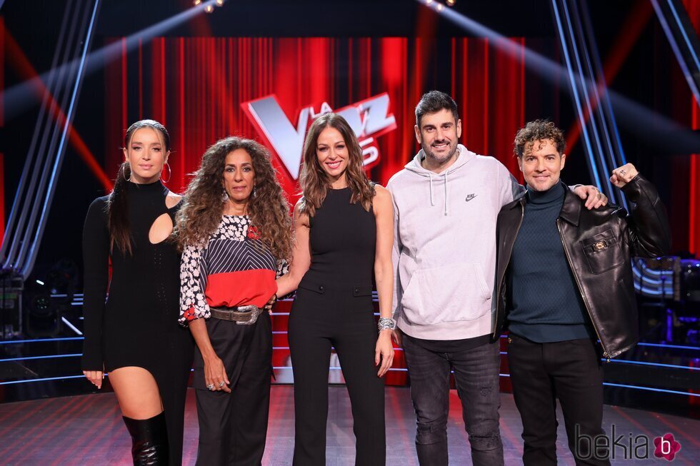 Lola Índigo, Rosario, Eva González, Melendi y David Bisbal en la presentación de 'La Voz Kids 2024'