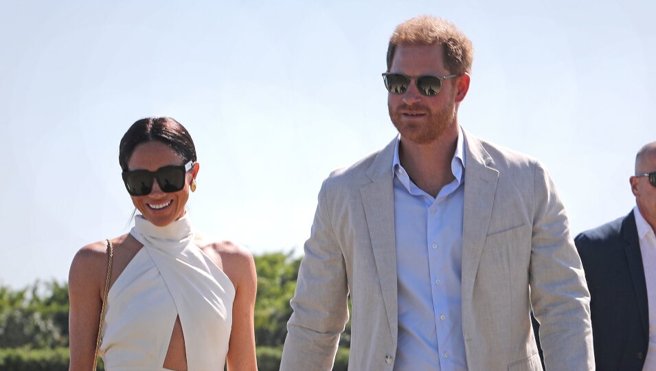 El Príncipe Harry y Meghan Markle en el Royal Salute Polo Challenge