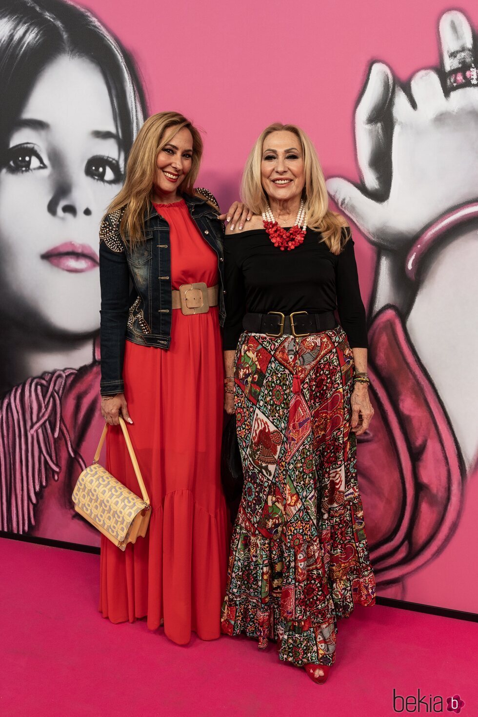 Rosario Mohedano y Rosa Benito en el concierto de Isabel Pantoja en el Wizink Center de Madrid