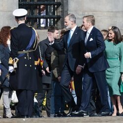 Los Reyes Felipe y Letizia y los Reyes de Holanda en la bienvenida a los Reyes Felipe y Letizia por su Visita de Estado a Países Bajos