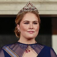 Amalia de Holanda en su primera cena de gala por una Visita de Estado con motivo de la Visita de Estado de los Reyes de España a Países Bajos