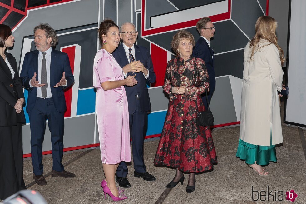 Margarita de Holanda y Pieter van Vollenhoven en el Museo Straat de Amsterdam en la Visita de Estado de los Reyes de España a Países Bajos